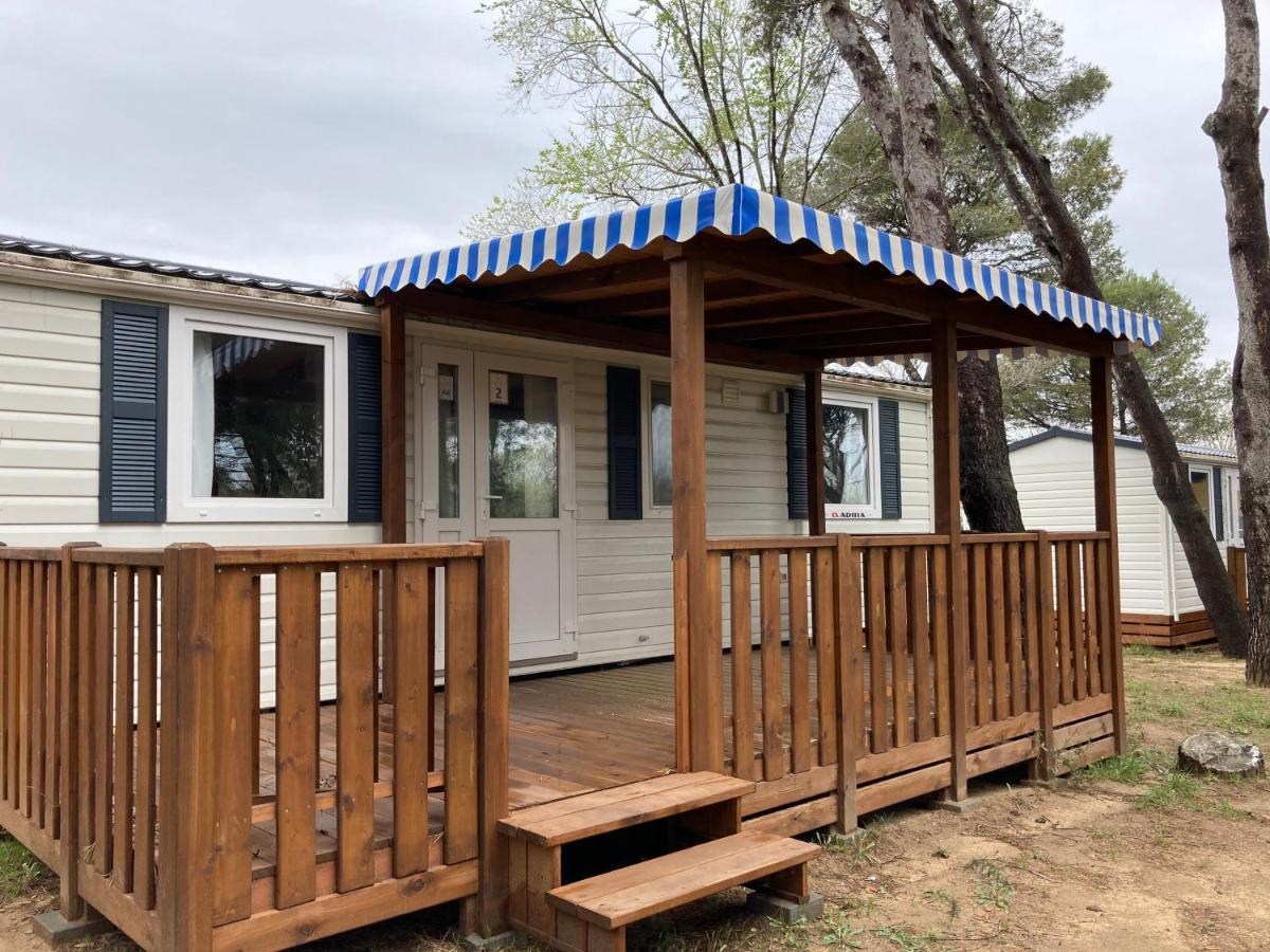 L' Escala Albatross Mobile Homes On Camping Lacus المظهر الخارجي الصورة